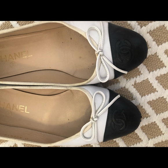 Chanel cap toe white ballet flat - Picture 6 of 9